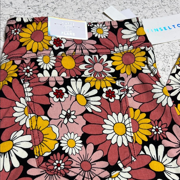 Tinseltown Floral Pants with Pink and Yellow - Picture 2 of 7